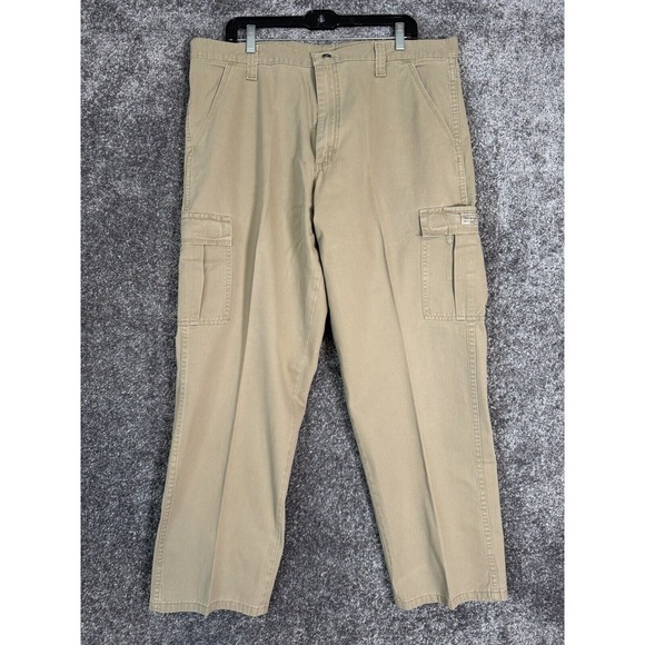 Vintage Wrangler Cargo‎ Pants Mens 38x30 Khaki Relaxed Fit Canvas Workwear - Picture 1 of 14